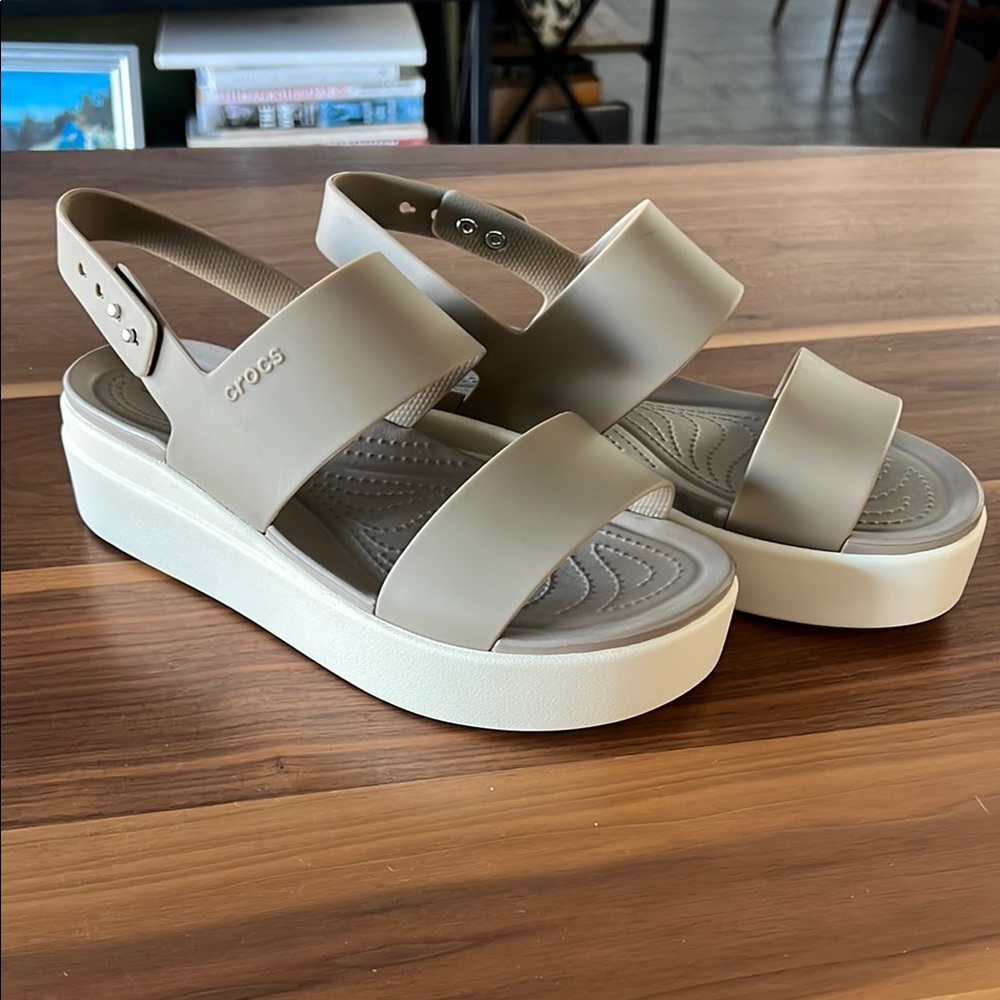 CROCS Tan Platform Sandals with Adjustable Slingback